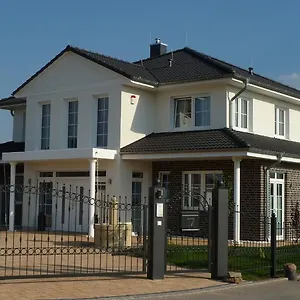 https://villa-toskana.com-bavaria.com