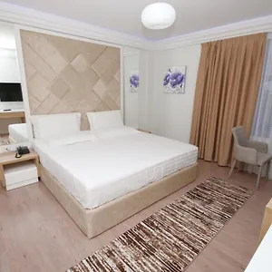 eljos-hotel.hotels-in-tirana.com/